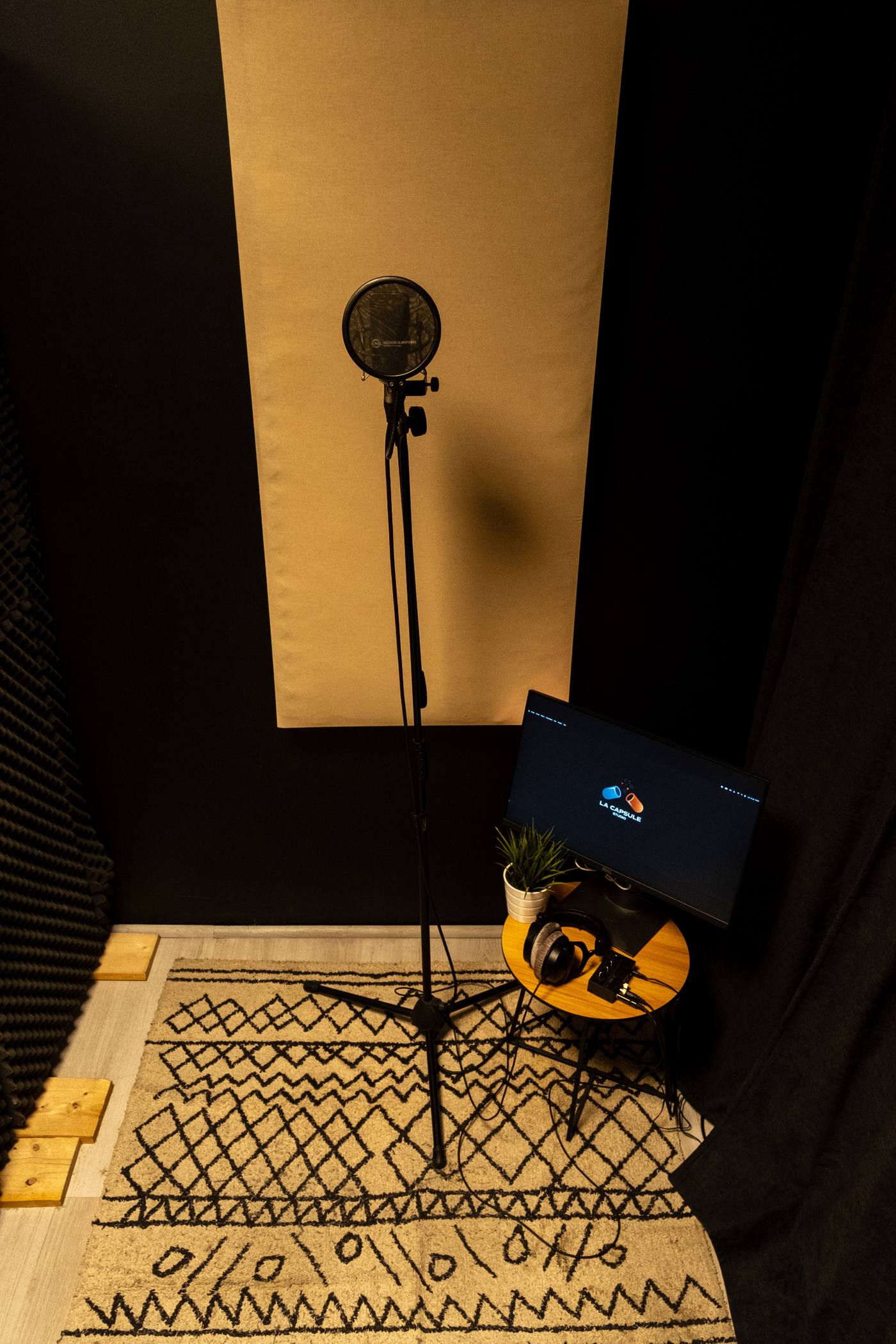 Studio B